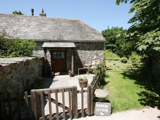 Click here for more about Pumpkin Cottage