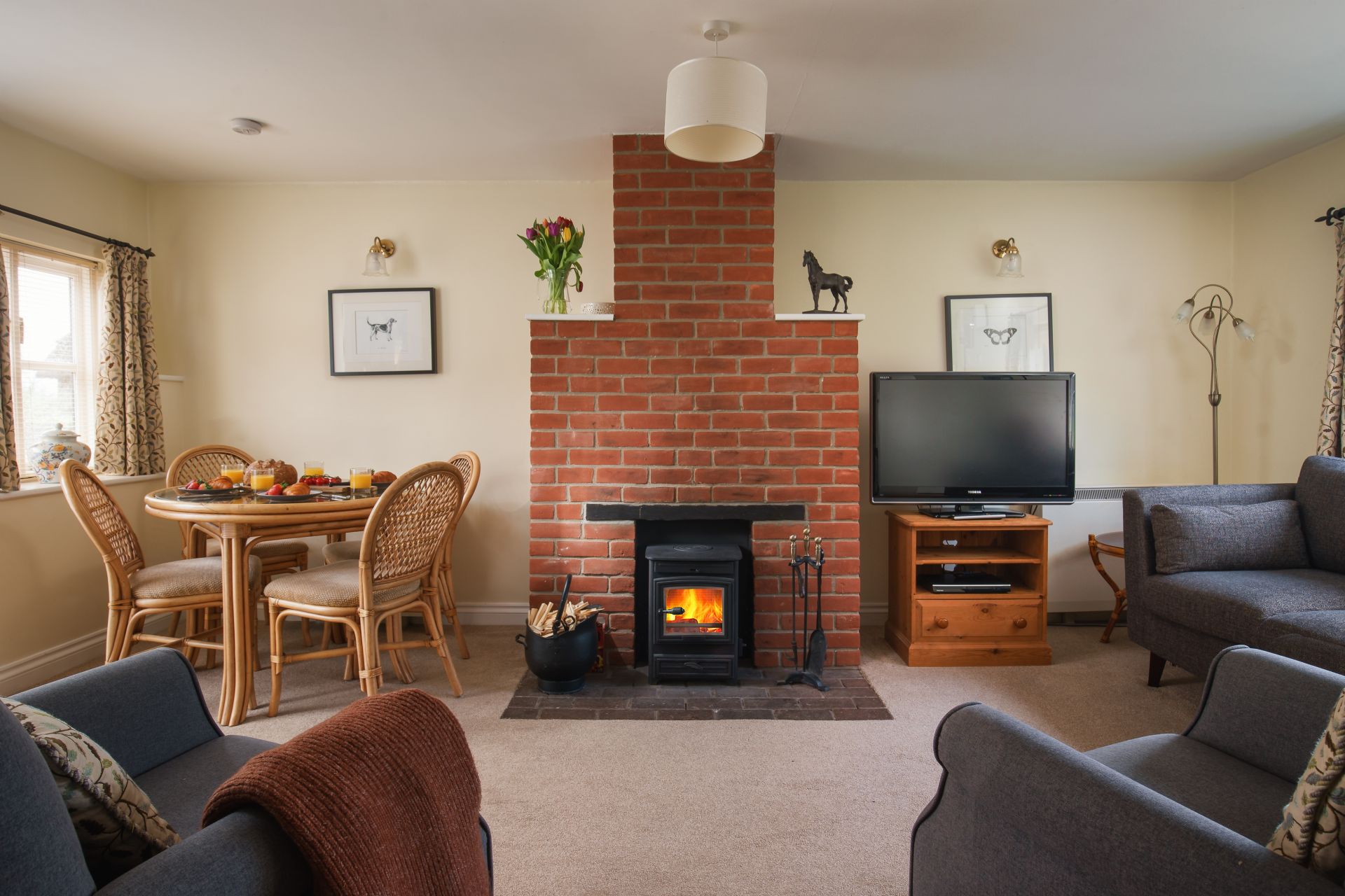 Click here for more about Owl Cottage
