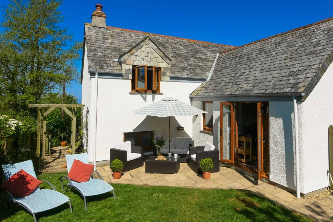 Click here for more about Barn Cottage, Rosecare