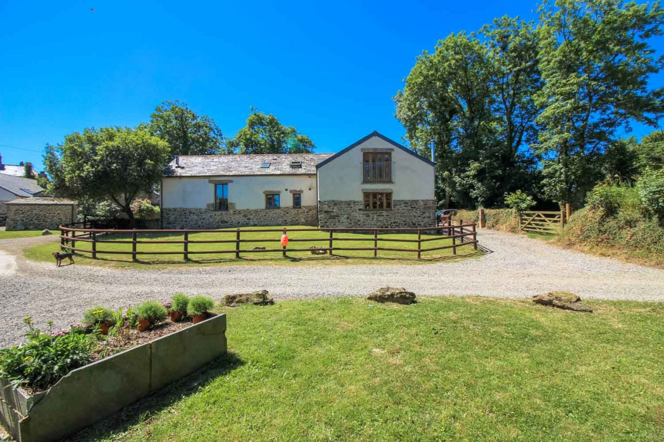 Click here for more about Tizzy Barn