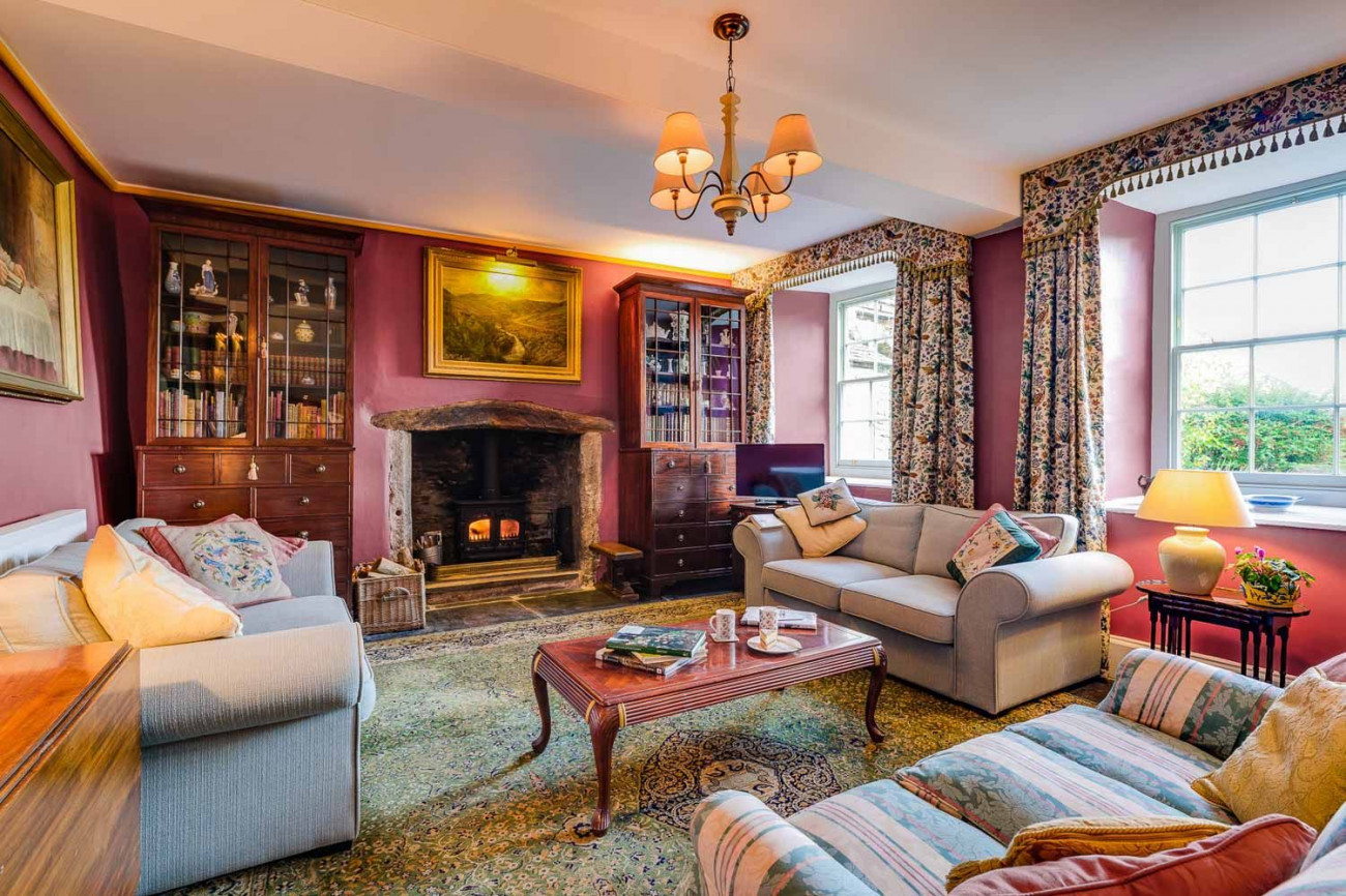 Click here for more about The West Wing at Trevadlock Manor
