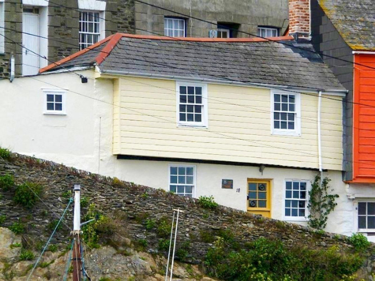Click here for more about Ferryman's Cottage
