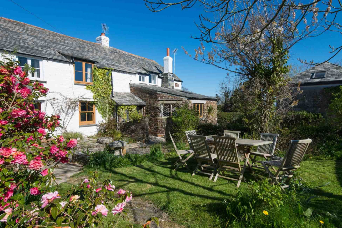 Click here for more about Hallagather Farmhouse