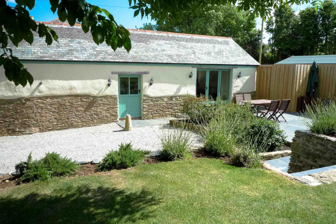 Click here for more about Polhendra Barn