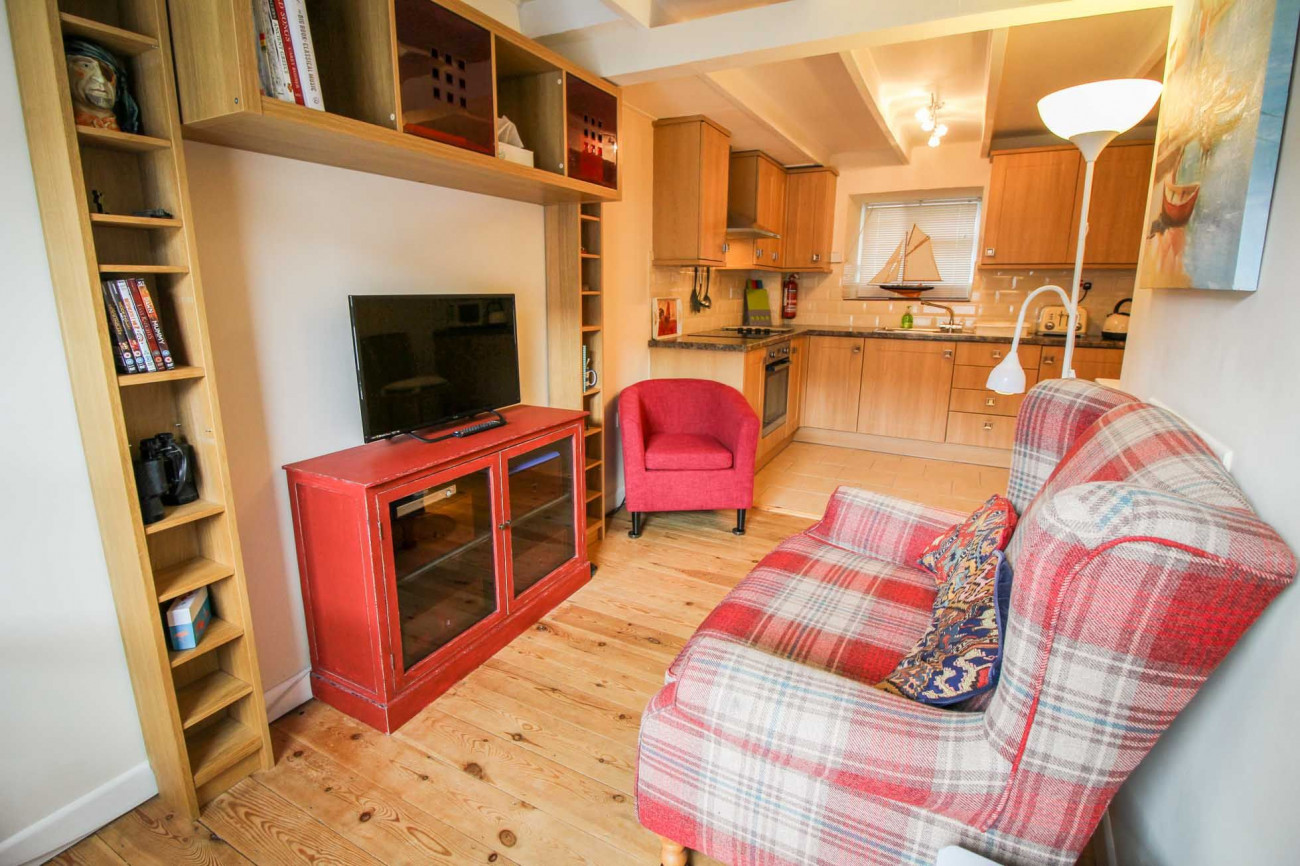 Click here for more about Fulmar Cottage