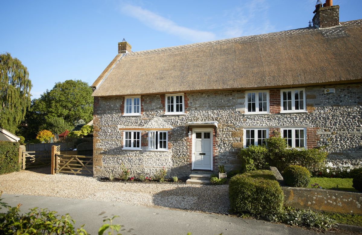 Click here for more about Coombe Cottage