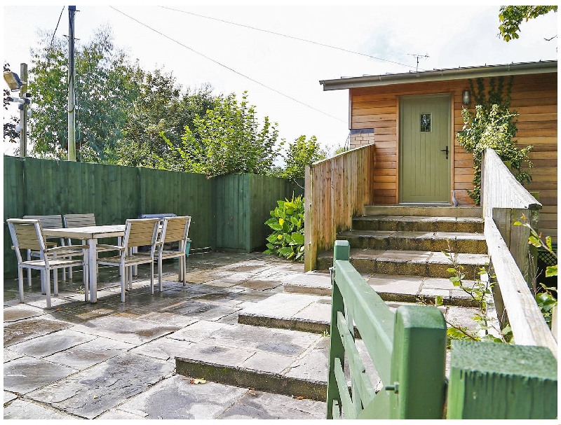 Click here for more about Walnut Cottage
