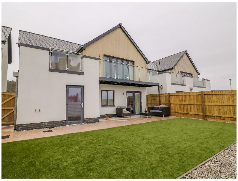 Click here for more about No 2 Seabreeze