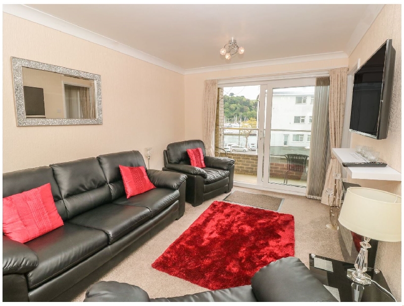 Click here for more about 5 Dartside Court