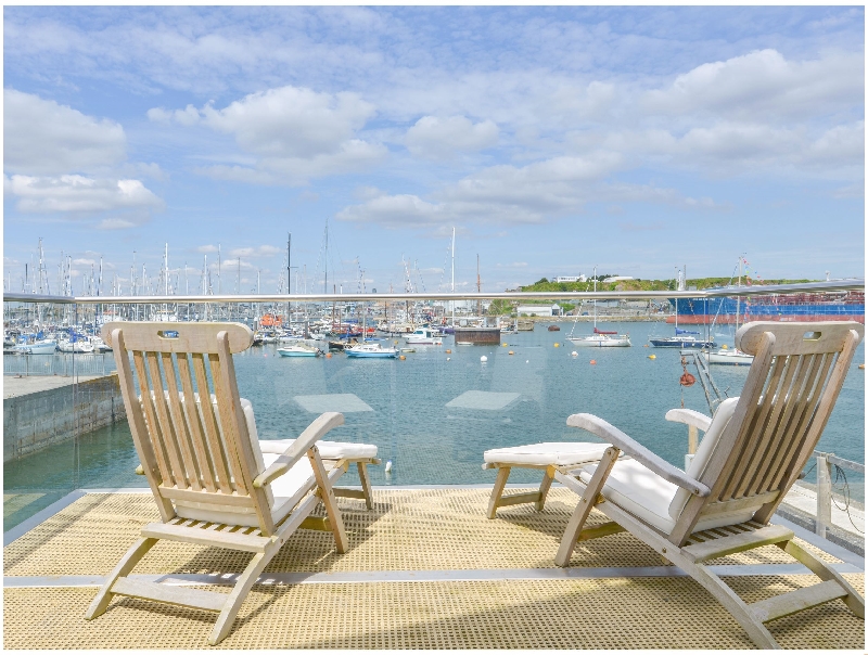 Click here for more about Drift Cottage
