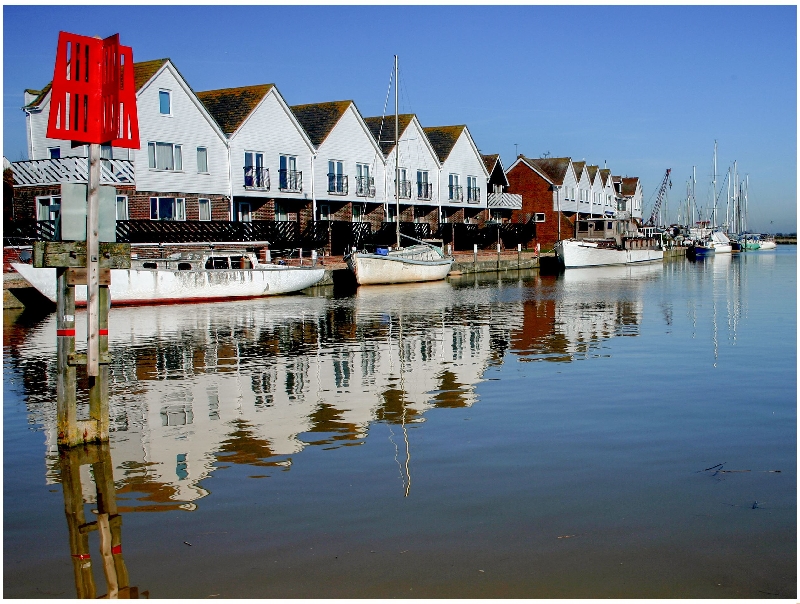 Click here for more about 16 The Boathouse